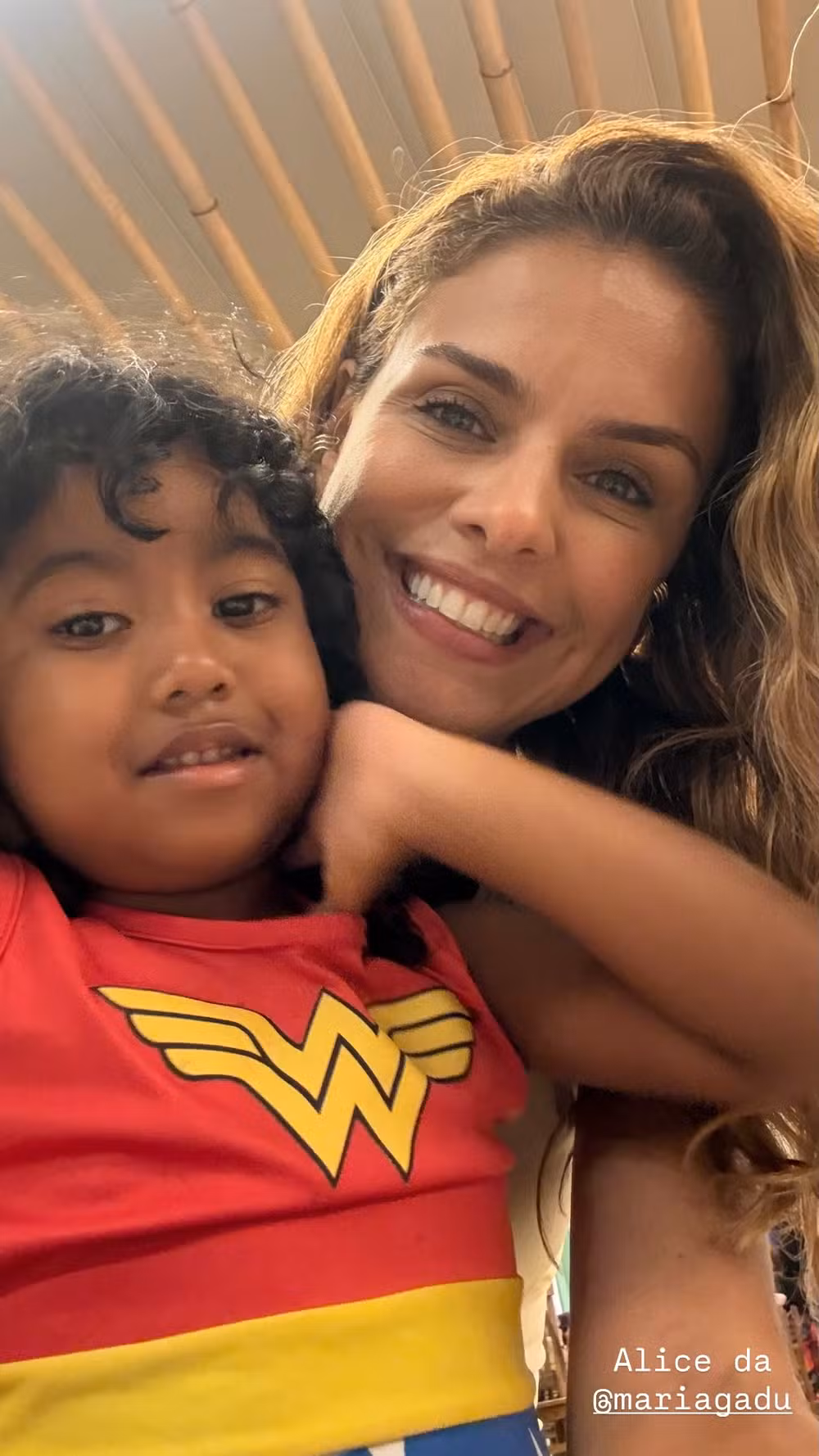 Paloma Bernardi e Alice, filha de Maria Gadú - Foto: Reprodução / Instagram