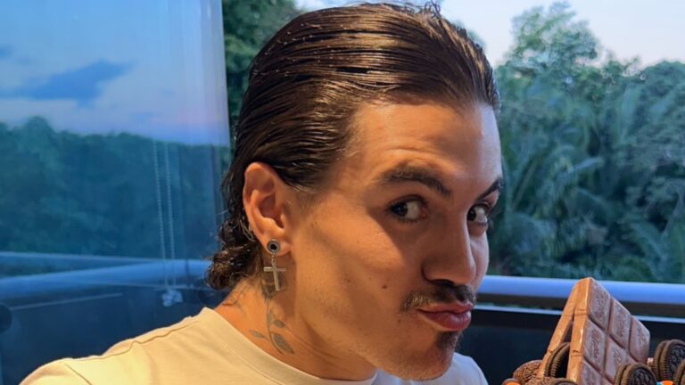 Biel comemora aniversário de 30 anos com a família em destino dos sonhos: ‘Sempre quis conhecer’