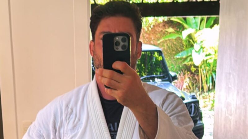 Aos 13 anos, filha de Cauã Reymond e Grazi Massafera rouba a cena em foto com o pai