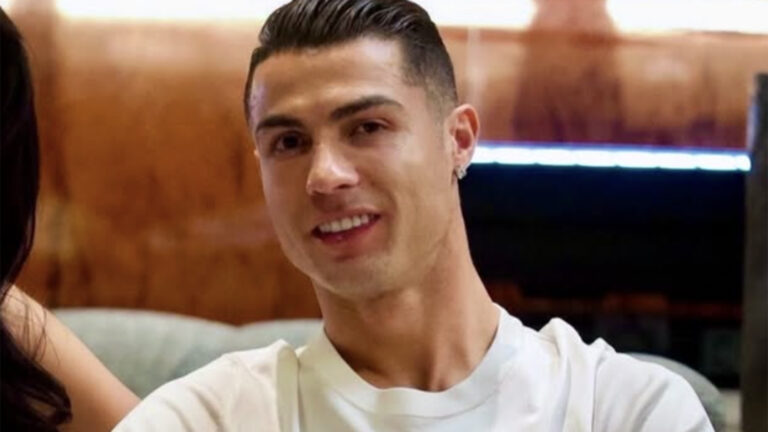 Eles cresceram! Os 5 filhos de Cristiano Ronaldo surgem enormes em foto inédita com o pai