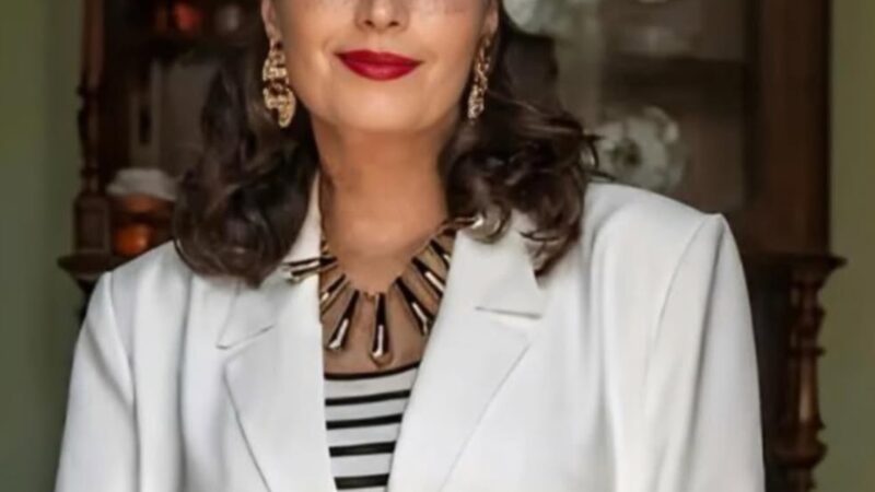 Atriz volta às novelas após sete anos e celebra reencontro com o público