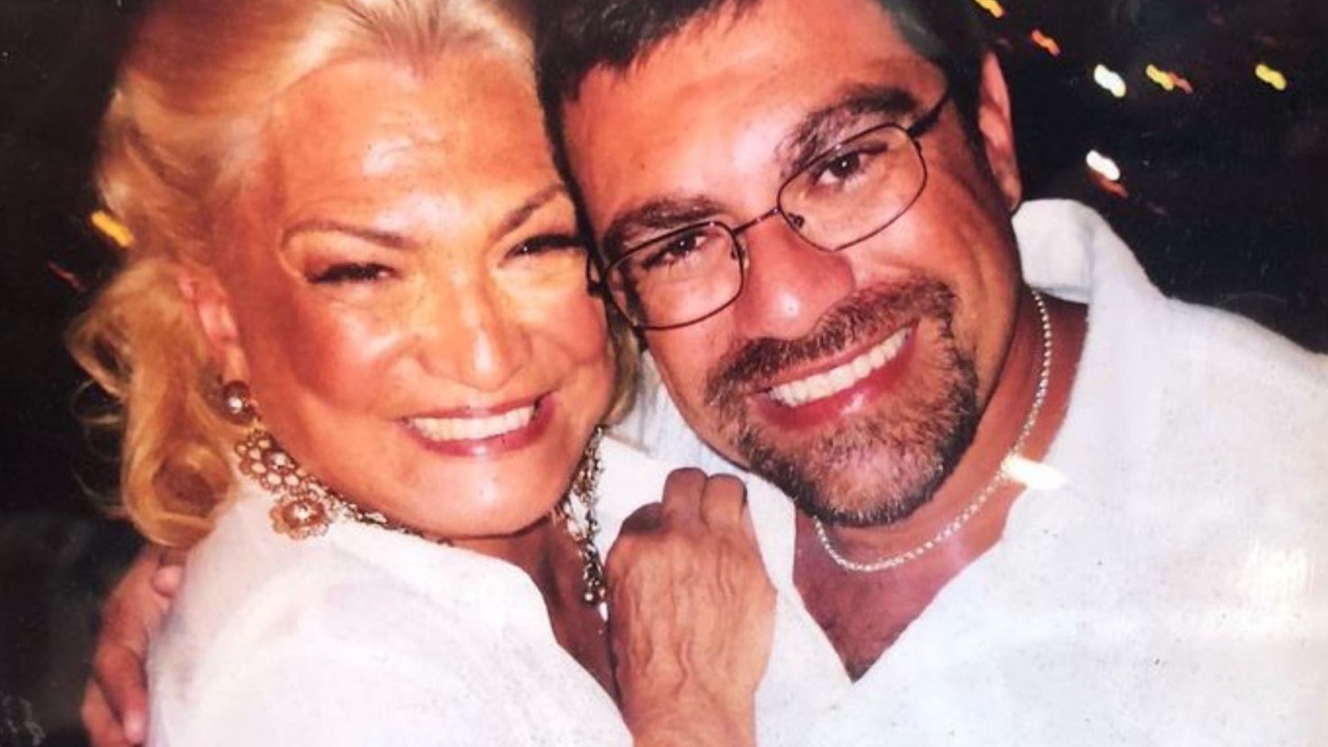 Hebe Camargo com o filho, Marcello Camargo - Foto: Reprodução / Instagram @marcellocamargo.hebe