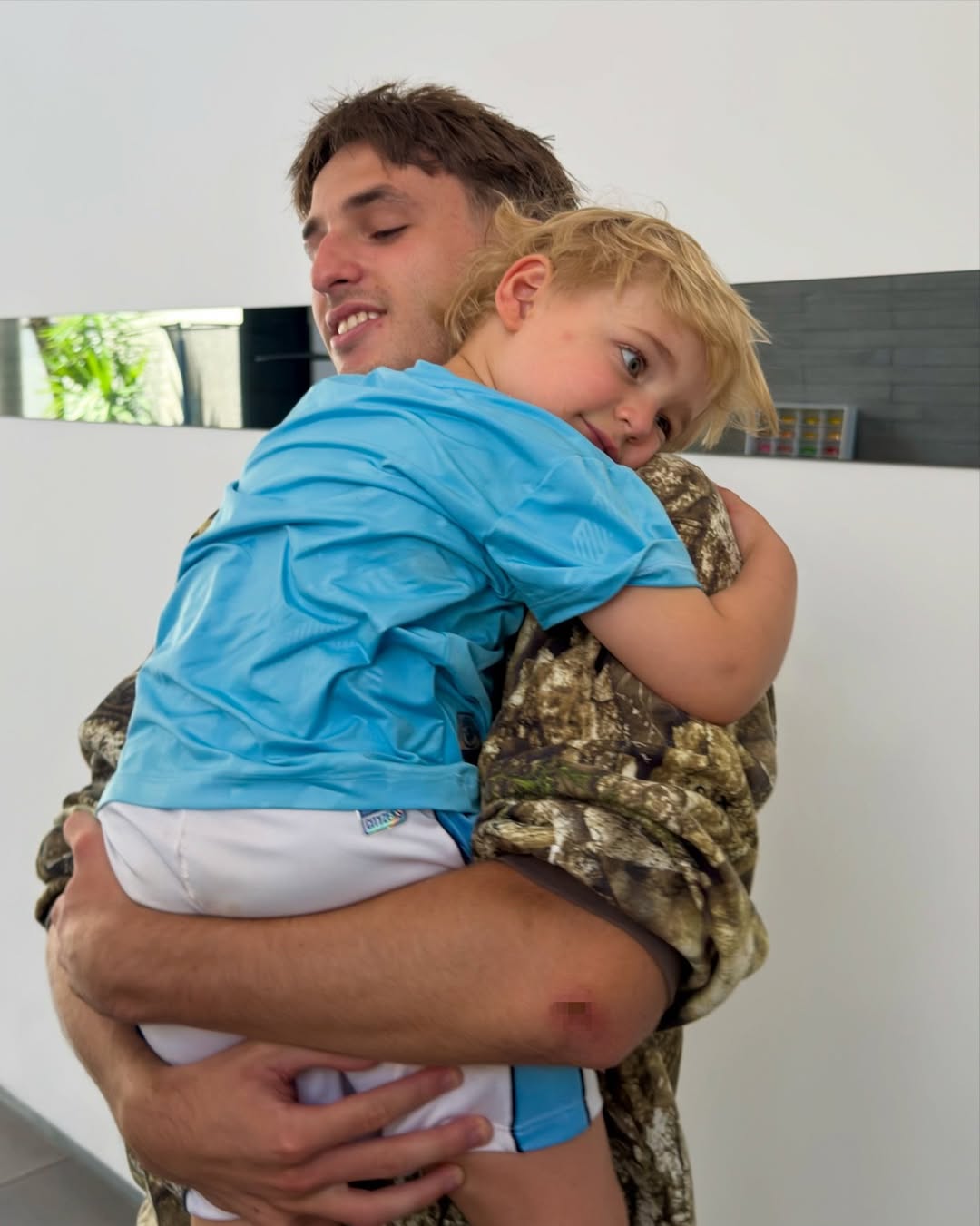 Noah e Romeo são filhos do ator Cássio Reis - Foto: Reprodução / Instagram @cassioreis