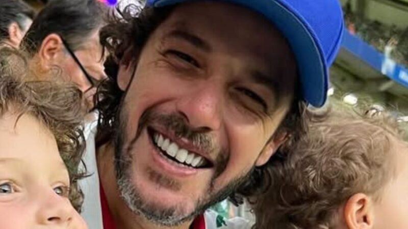 Filhos de Jayme Matarazzo roubam a cena em novas fotos com o pai: ‘Crianças lindas’