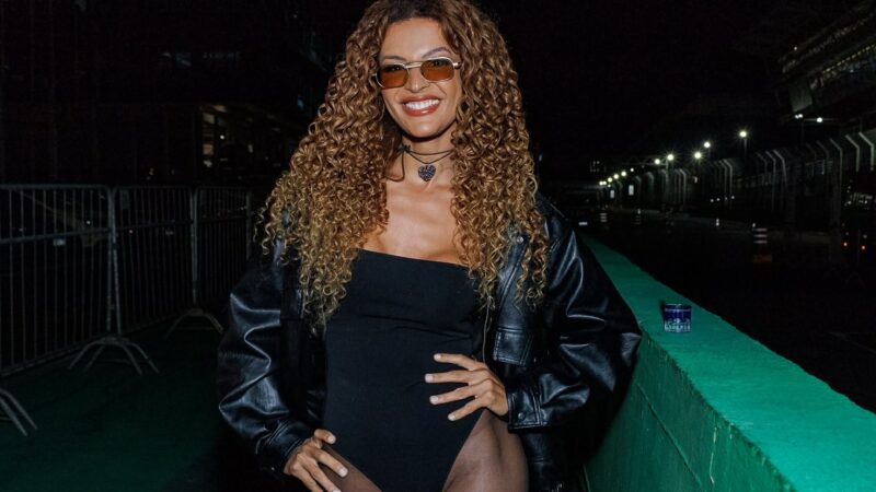 Gabriela Loran esbanja estilo com body e jaqueta - Foto: Clayton Felizardo Brazilnews