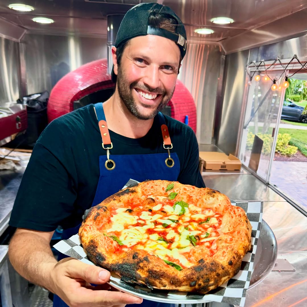 Gustavo Leão é dono de pizzaria nos EUA - Foto: Reprodução / Instagram @leao_gustavo