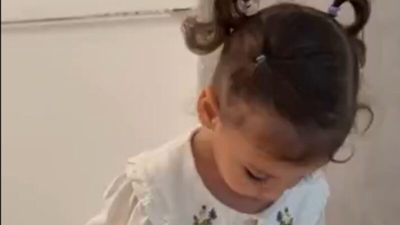 Filha de Neymar Jr e Amanda Kimberlly surge em momento encantador
