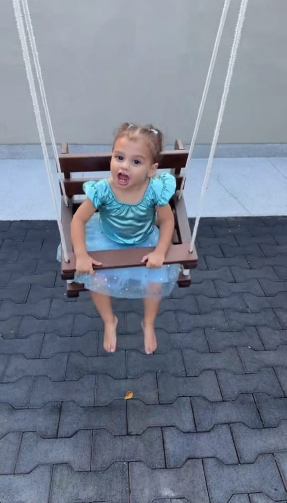 Helena, filha de Neymar 