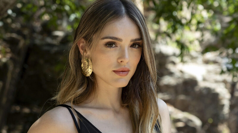 Saiba qual é a religião e a igreja que Isabelle Drummond frequenta