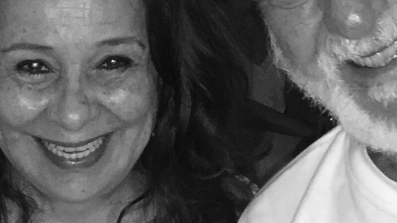 Débora Duarte resgata foto com o pai, Lima Duarte - Foto: Reprodução / Instagram @deboraduarte