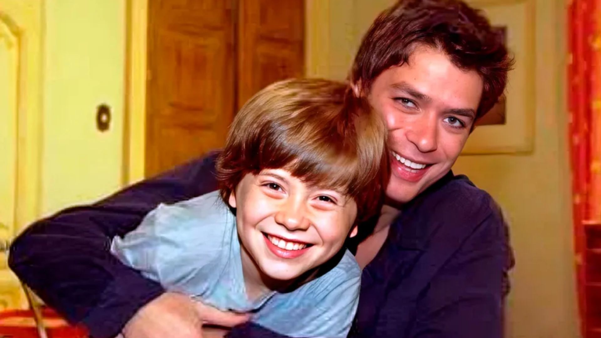Pedro Malta e Fábio Assunção nos bastidores de Coração de Estudante - Foto: Globo