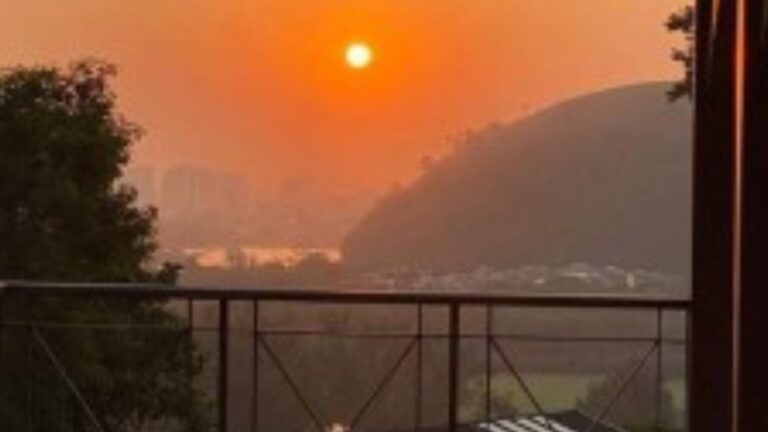 Aniversariante do dia, ator e humorista já viveu em mansão com vista panorâmica do Rio