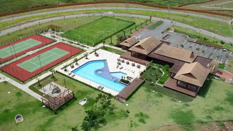 Aos 34 anos e em ascensão, ex-BBB coloca à venda mansão de 309 m² por R$ 3,2 milhões