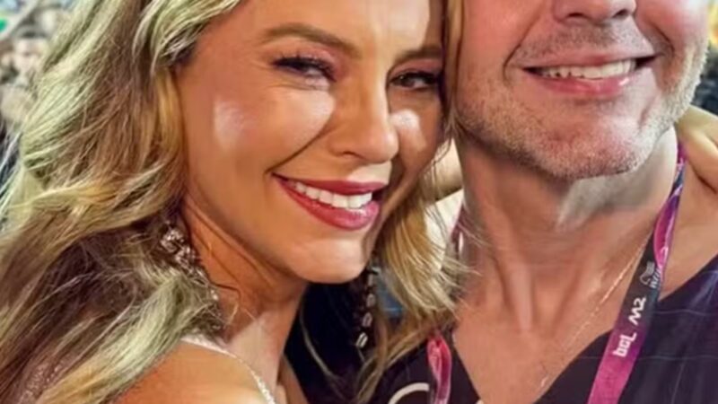 Parecidos? Paolla Oliveira surpreende ao mostrar foto rara com um dos três irmãos