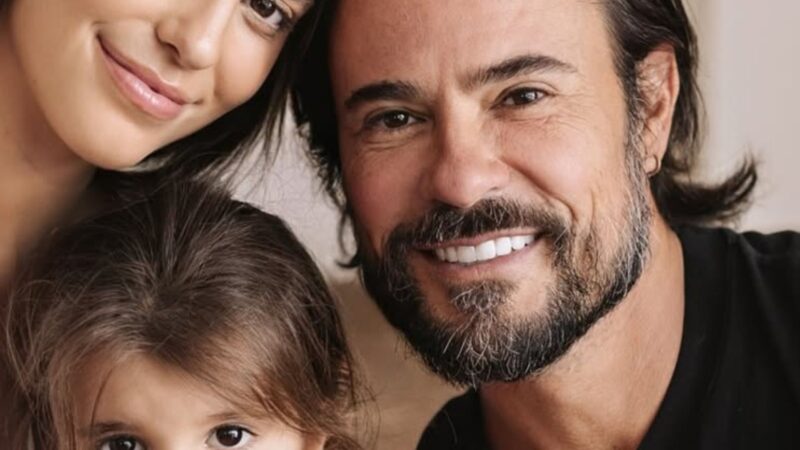 Paulo Vilhena com a esposa e a filha - Foto: Reprodução / Instagram @vilhenap @_raquelina