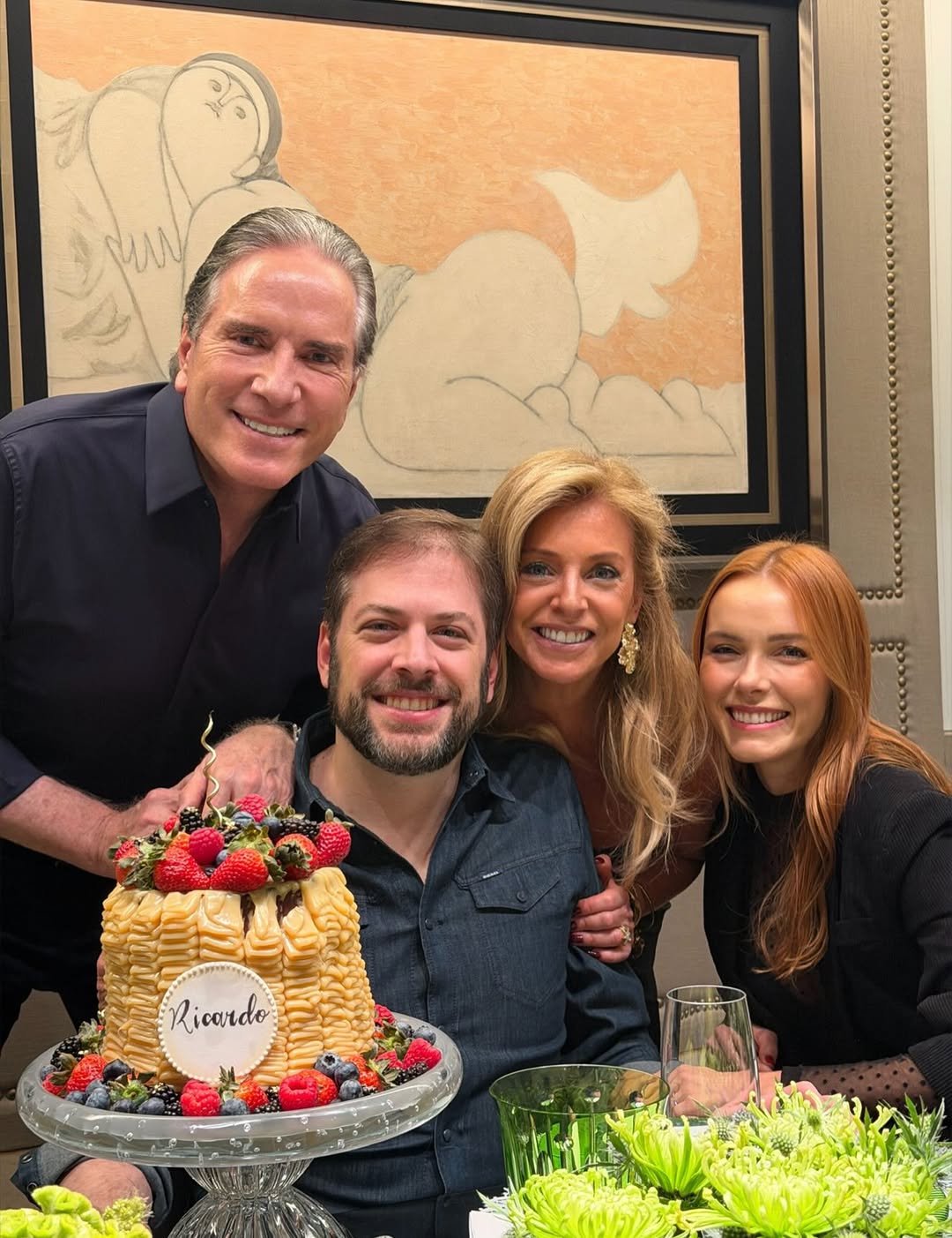 Roberto Justus, Ricardo Justus, Sacha Chryzman e Fran Justus - Foto: Reprodução / Instagram @robertoljustus