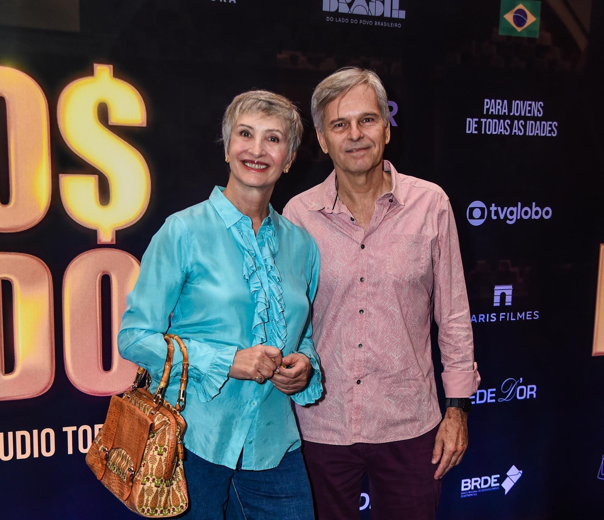 Imagem ilustrativa sobre Sônia Bridi se emociona até chorar com homenagem da filha e netos e surpresa inesperada do marido