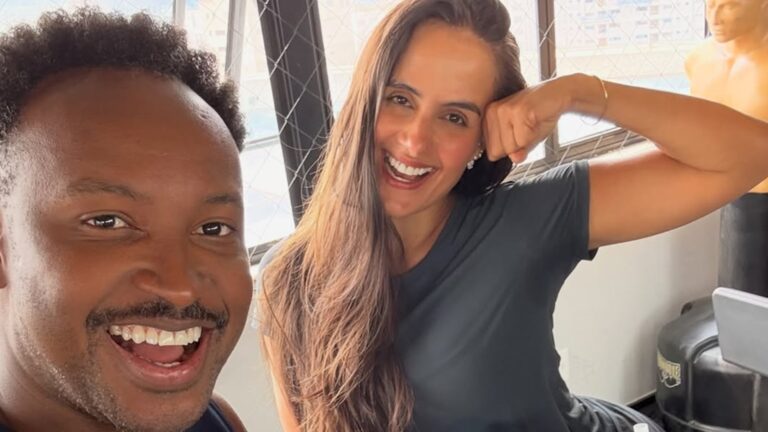 Aos 5 meses, filho de Carol Peixinho e Thiaguinho rouba a cena em foto inédita com a mãe