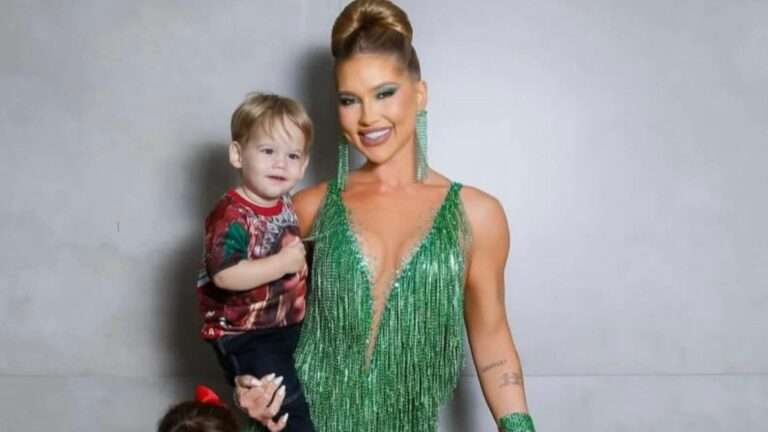 Virginia recorda foto do passado e impressiona com semelhança com o filho: ‘Minha cara’