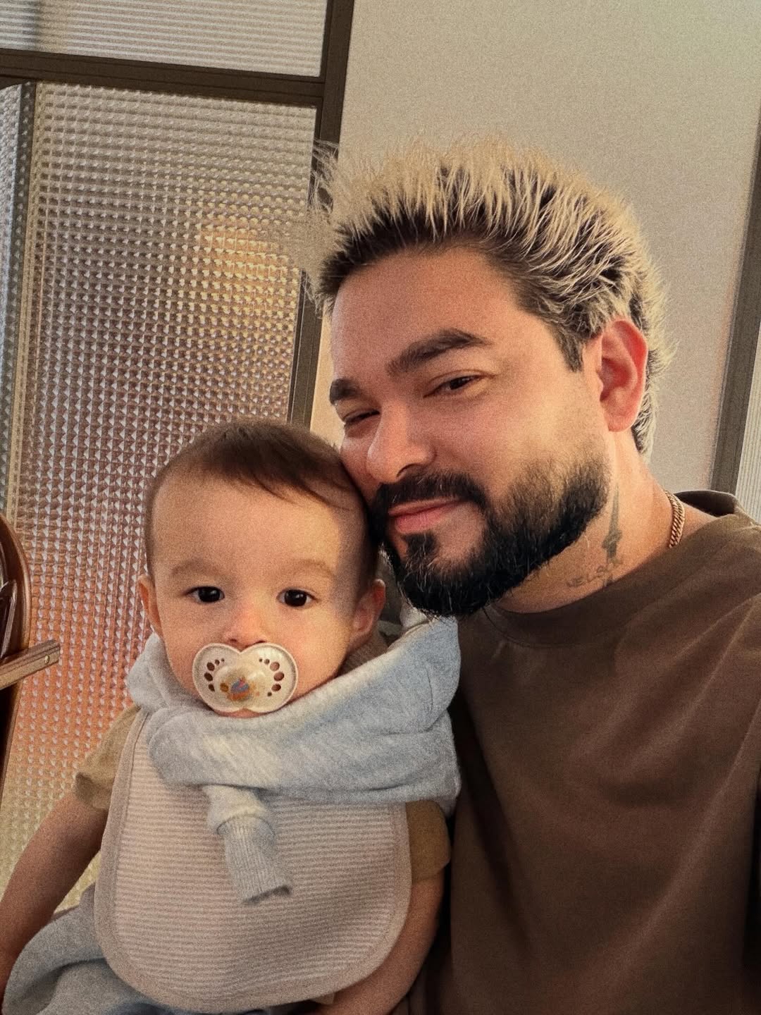 Yudi Tamashiro com o filho, Davi Yudi - Foto: Reprodução / Instagram @yuditamashiro