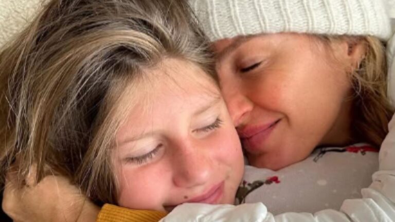 Aos 13 anos, filha de Gisele Bündchen mostra talento para o vôlei em vídeo com o pai