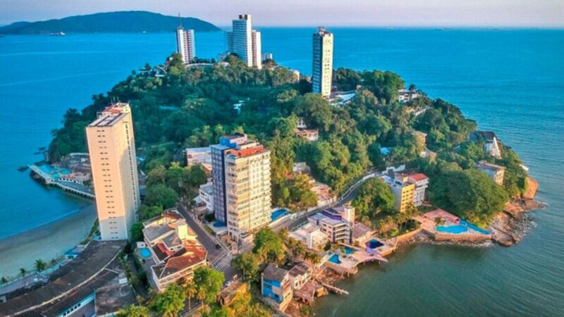 Milionário, apresentador de 42 anos é tataraneto do dono de famosa ilha em SP