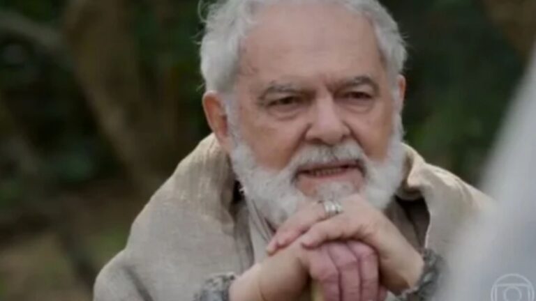 Aos 92 anos, ícone de Além do Tempo e Império celebra 75 anos de carreira no teatro