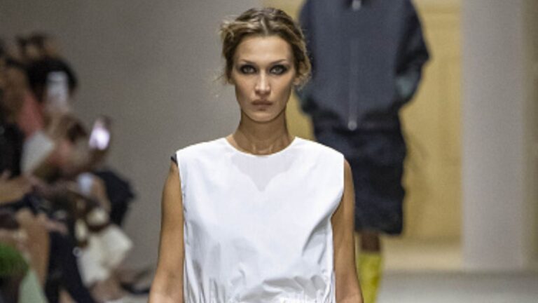 Na passarela, a Prada prova que o imperfeito é o novo luxo