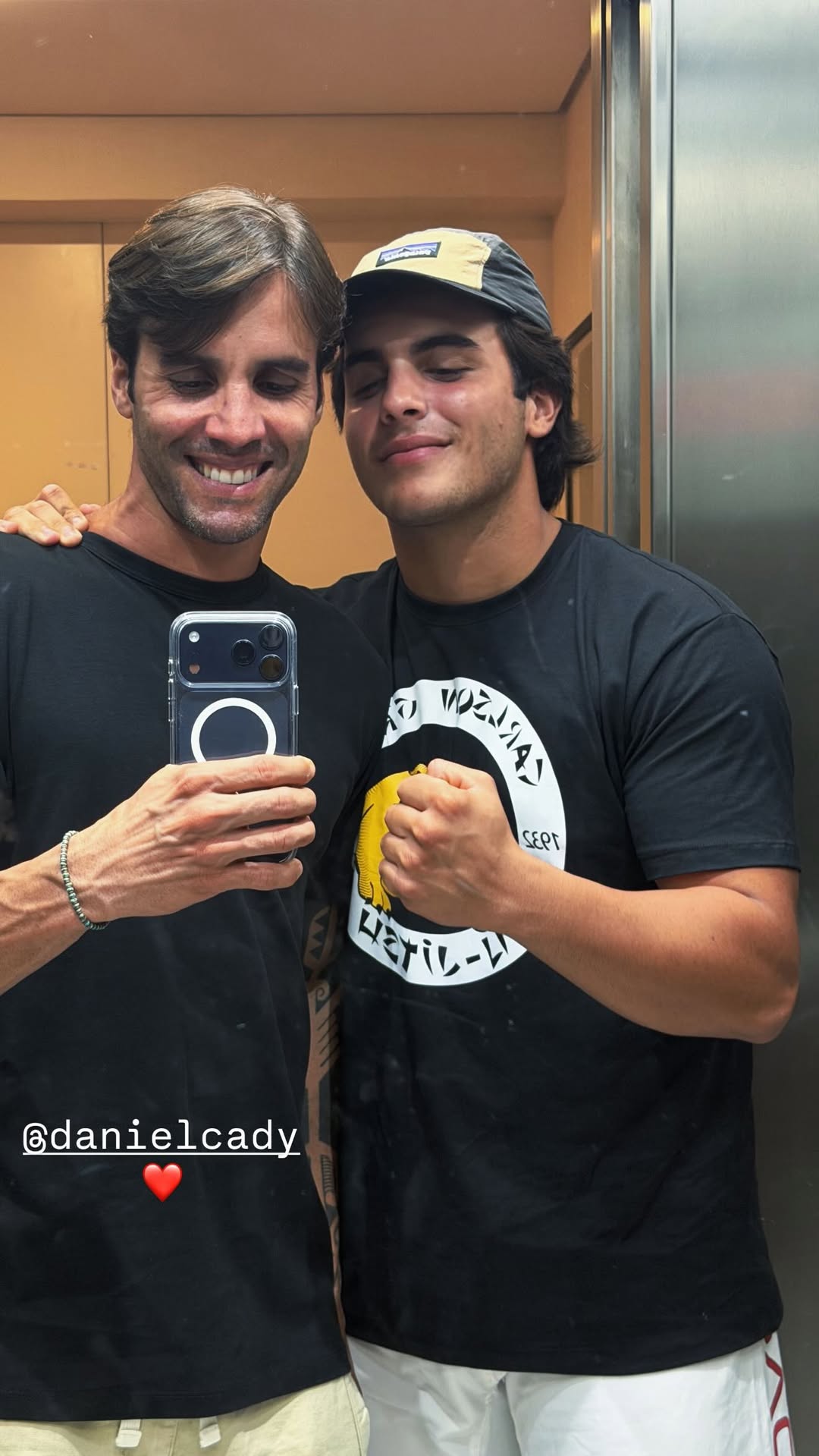 Daniel Cady e o filho, Marcelo Sangalo — Foto: Reprodução/Instagram