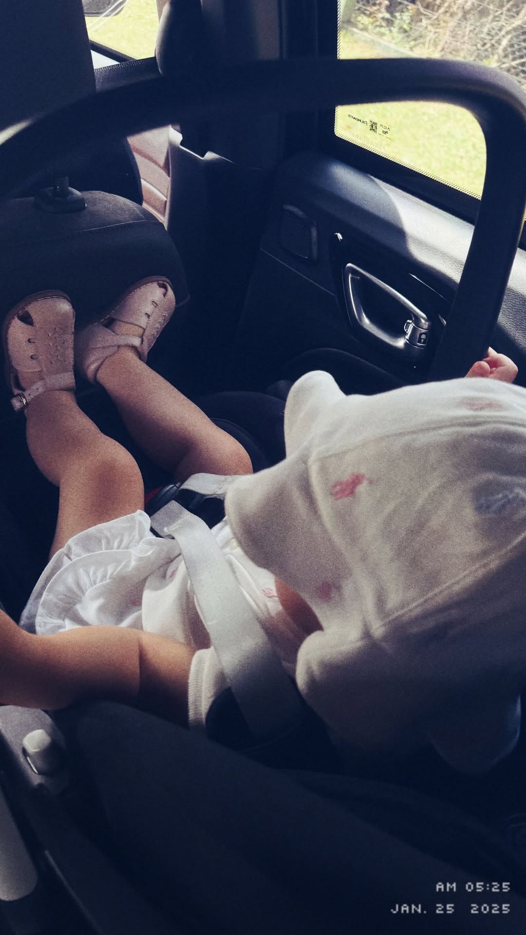 Serena, filha de Luan Santana e Jade Magalhães – Foto: Reprodução / Instagram