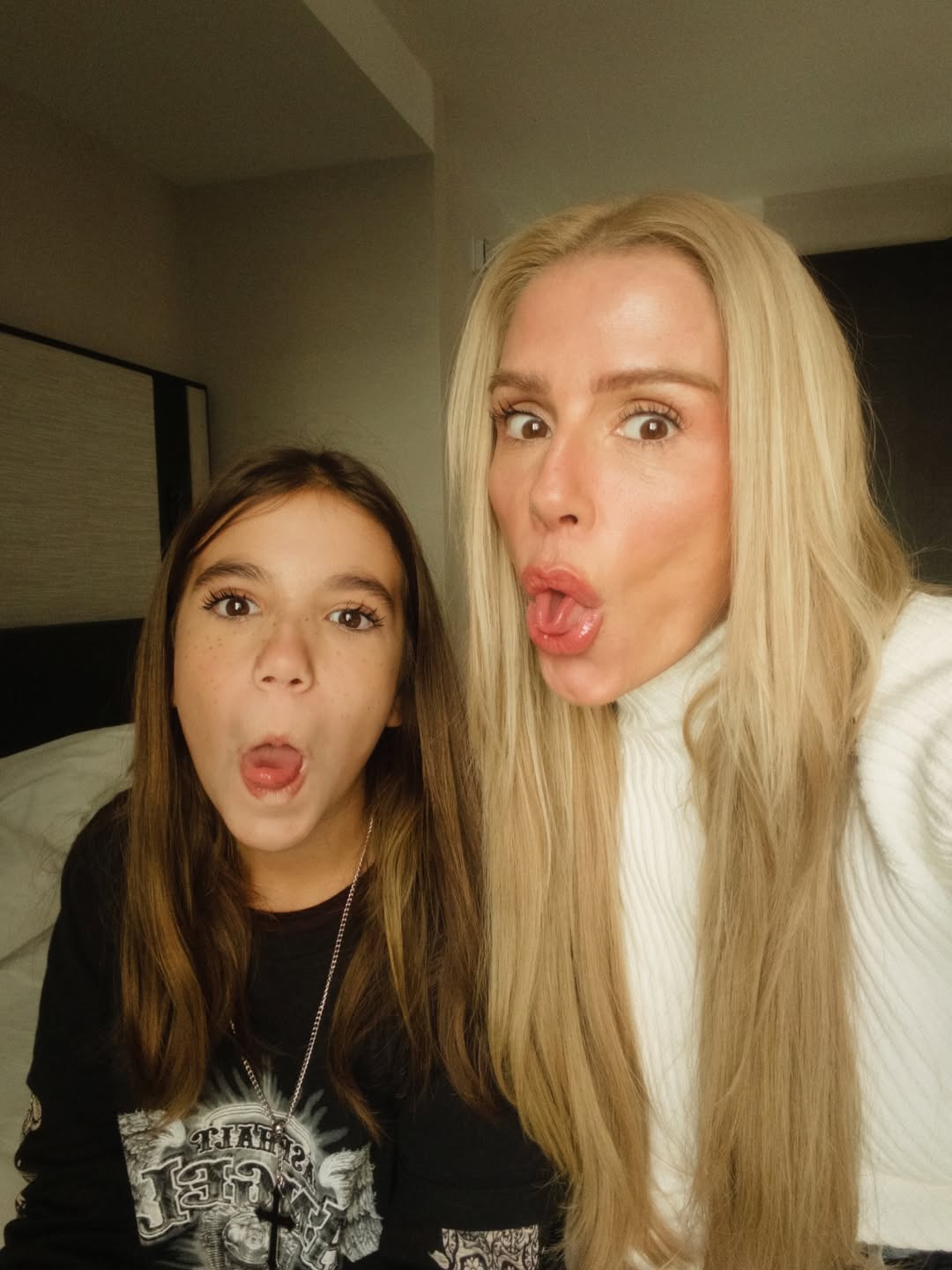Deborah Secco com a filha - Foto: reprodução/Instagram