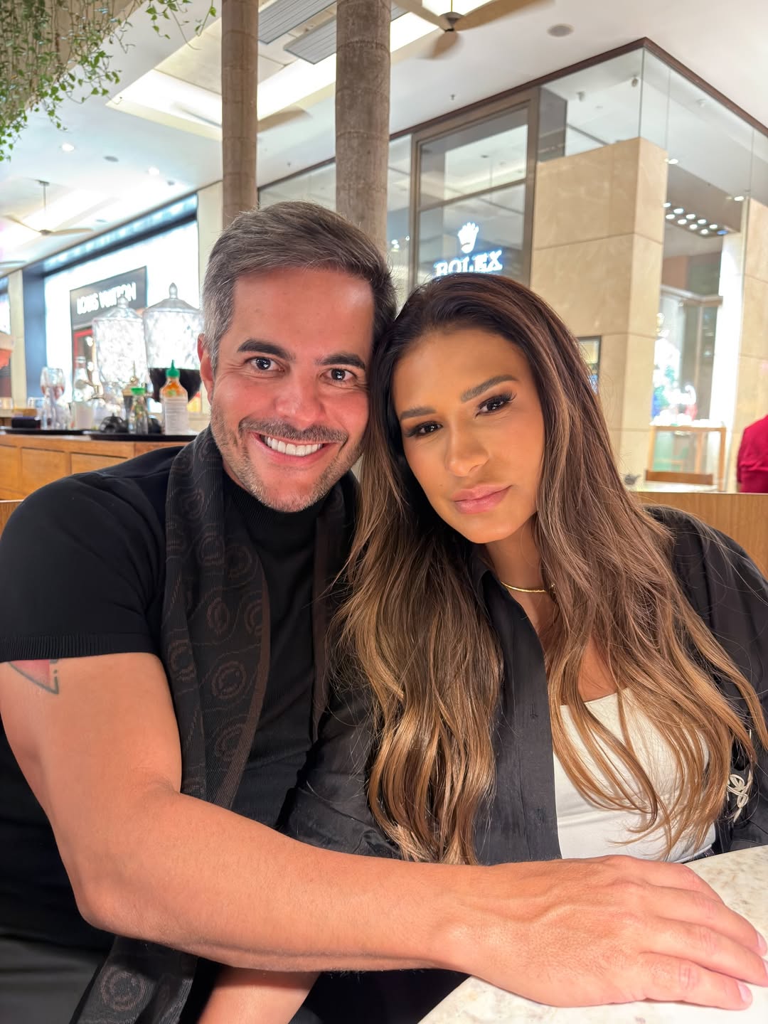 Simone Mendes e Kaká Diniz - Foto: Reprodução / Instagram @kakadiniz