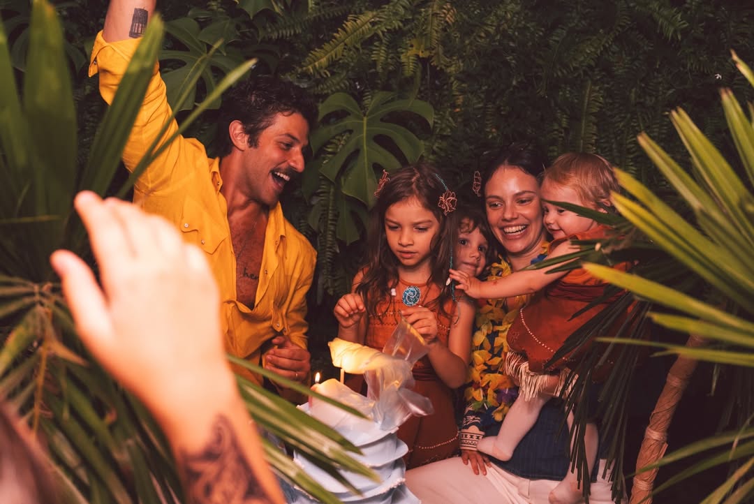 Festa de aniversário da filha de Laura Neiva e Chay Suede - Foto: Instagram