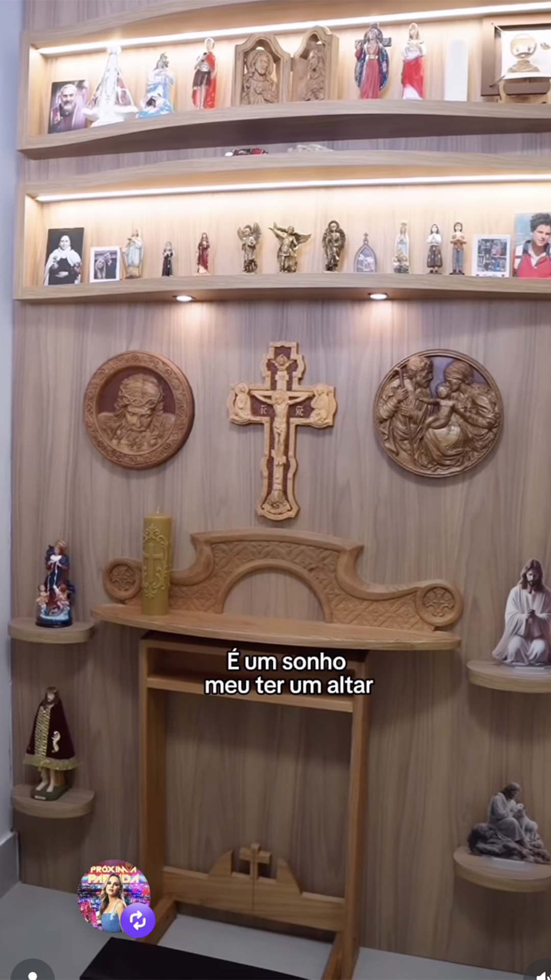 Altar na casa de Thaeme - Foto: Reprodução / Instagram