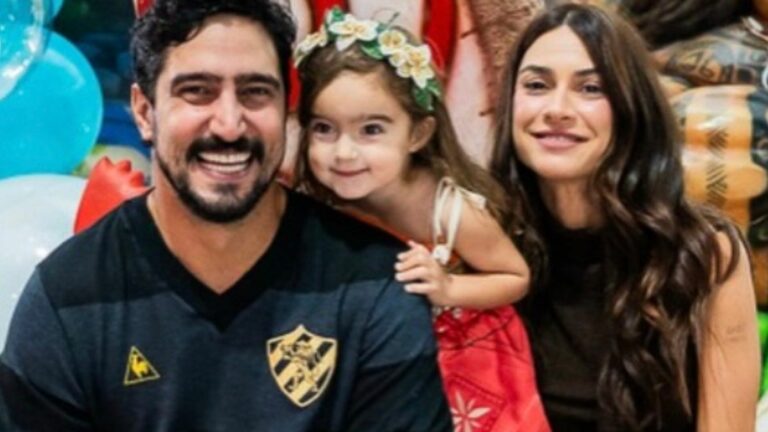 Fantasiada, filha de Thaila Ayala e Renato Góes comemora três anos com festa temática