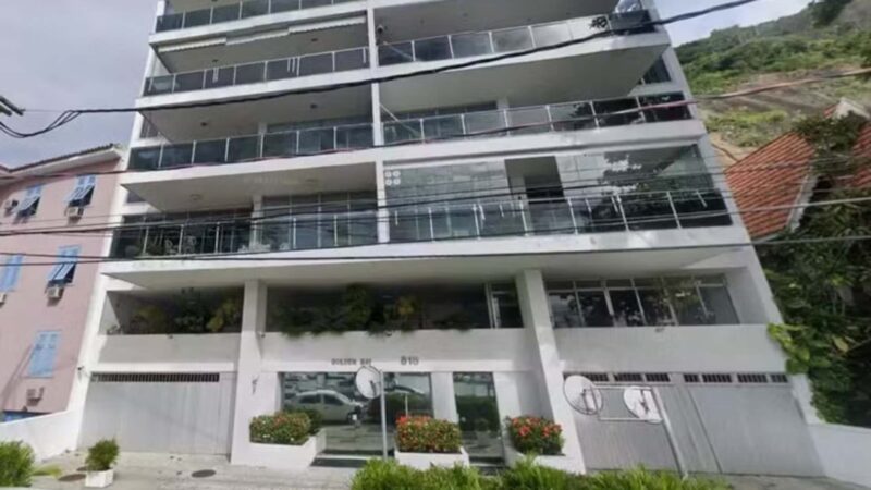 Aniversariante do dia, rei da música brasileira troca luxo por apartamento no Rio