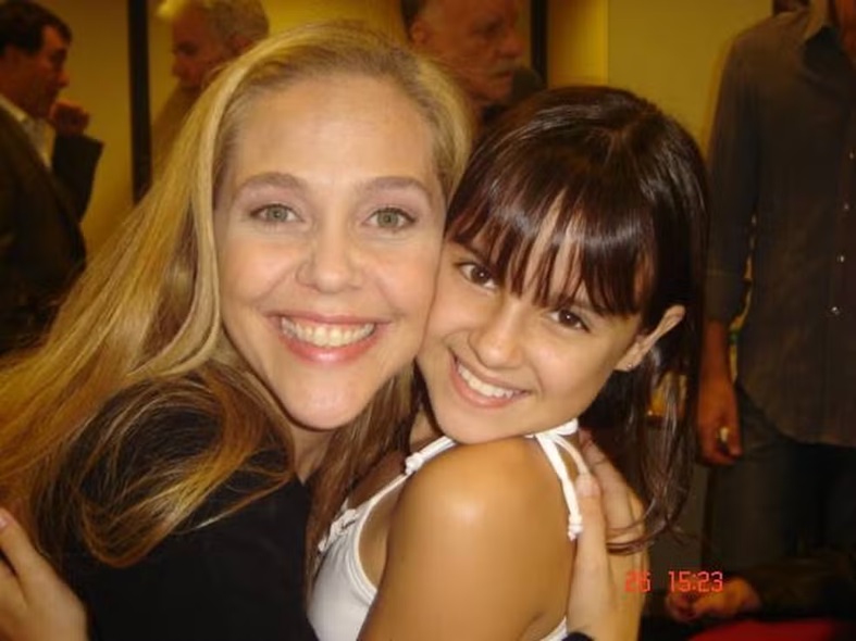 Isabela Garcia e Thávyne Ferrari à época de Paraíso Tropical (Reprodução/Globo)