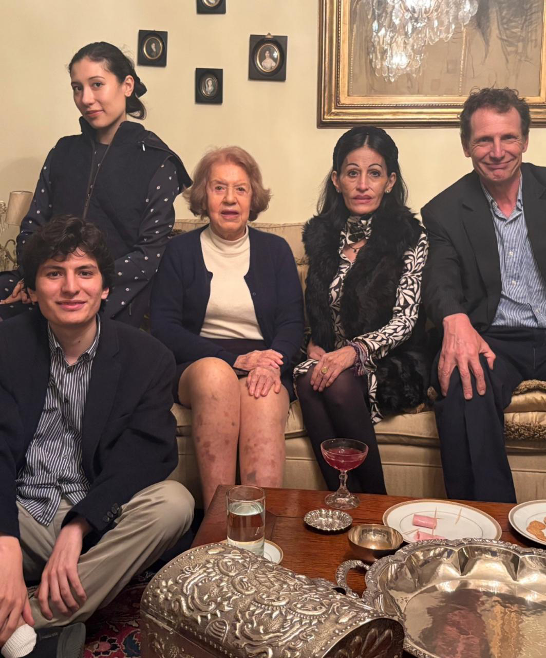 Condessa Isabel de Mauleon de Bruyeres com sua família - Foto: Divulgação