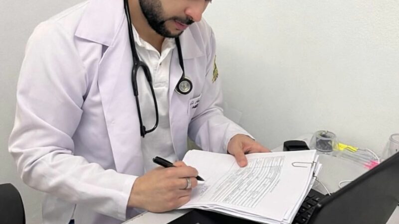 Aos 31 anos, eliminado do ‘BBB 26’ retoma carreira de médico
