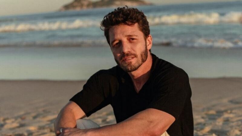 Aos 43 anos, ex-ator de Malhação diz não se identificar com comportamento masculino atual