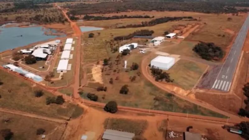 Aos 35 e 36 anos, dupla sertaneja é dona de fazenda milionária com mais de 1.300 hectares e aeroporto