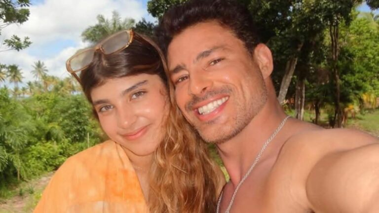 Filha de Cauã Reymond abre álbum de viagem especial com o ator