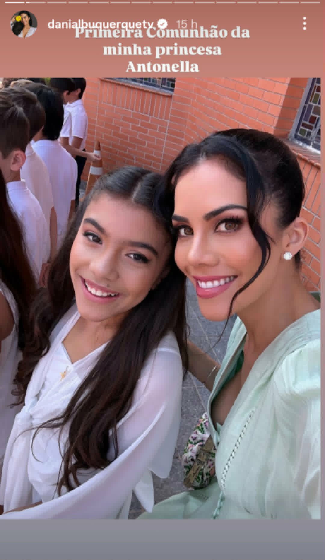 Filha de Daniela Albuquerque faz primeira comunhão - Foto: Reprodução/Instagram