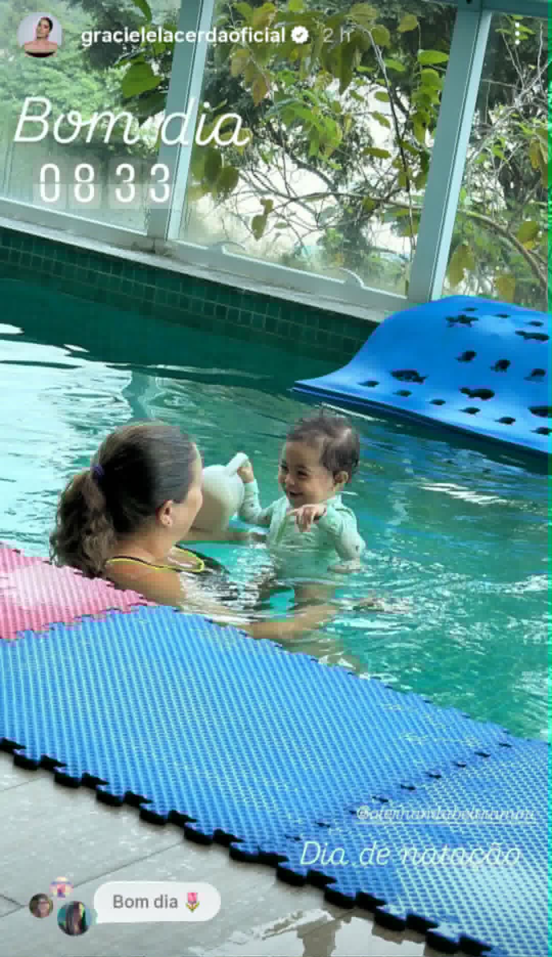 Filha de Zezé Di Camargo e Graciele Lacerda na natação - Foto: Reprodução/Instagram