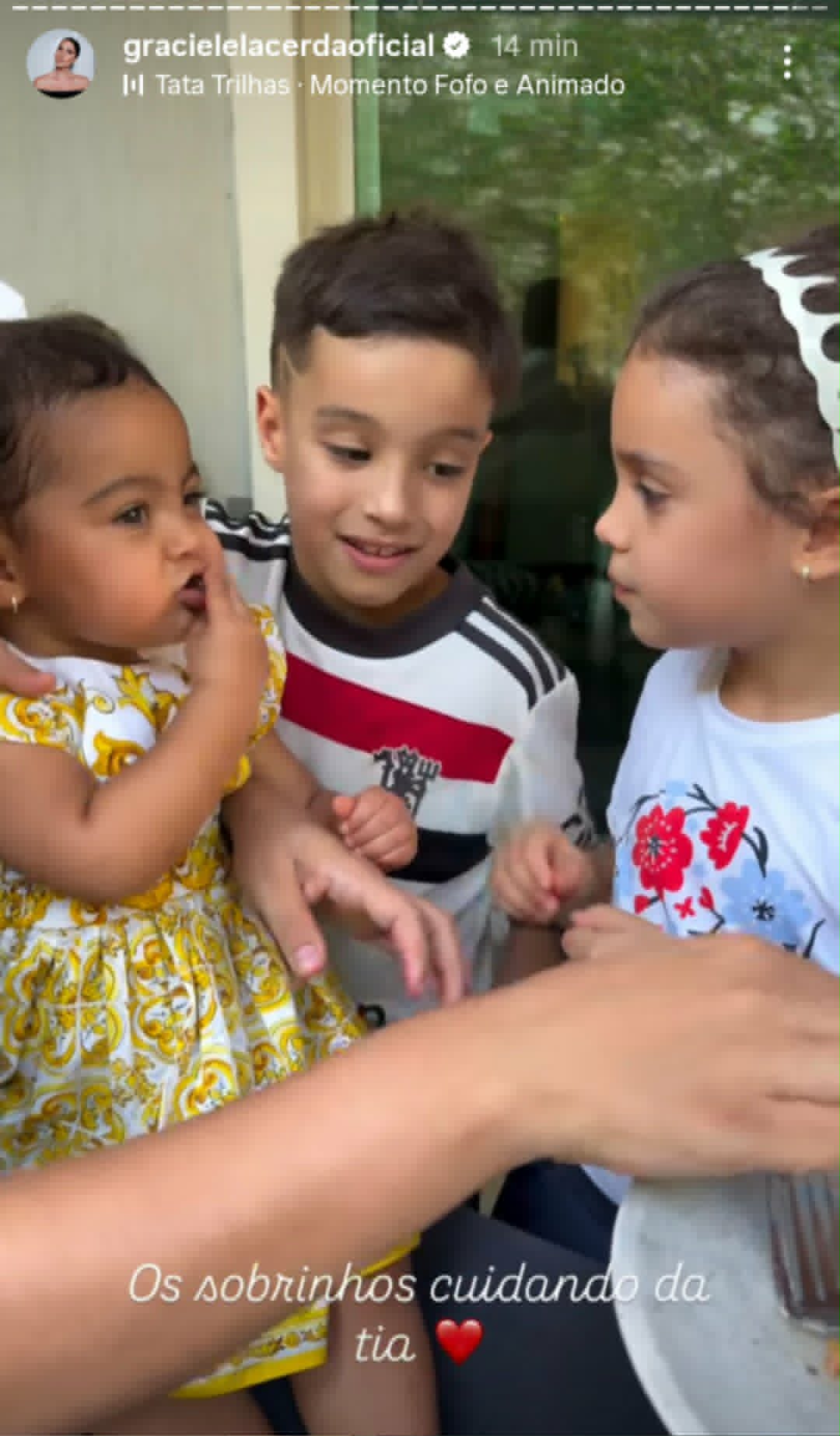 Filha de Zezé Di Camargo curte dia com as irmãs e sobrinhos - Foto: Reprodução/Instagram