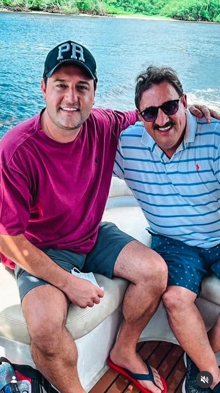 Ratinho com o filho mais velho, Carlos Roberto - Foto: Reprodução / Instagram @oratinho 