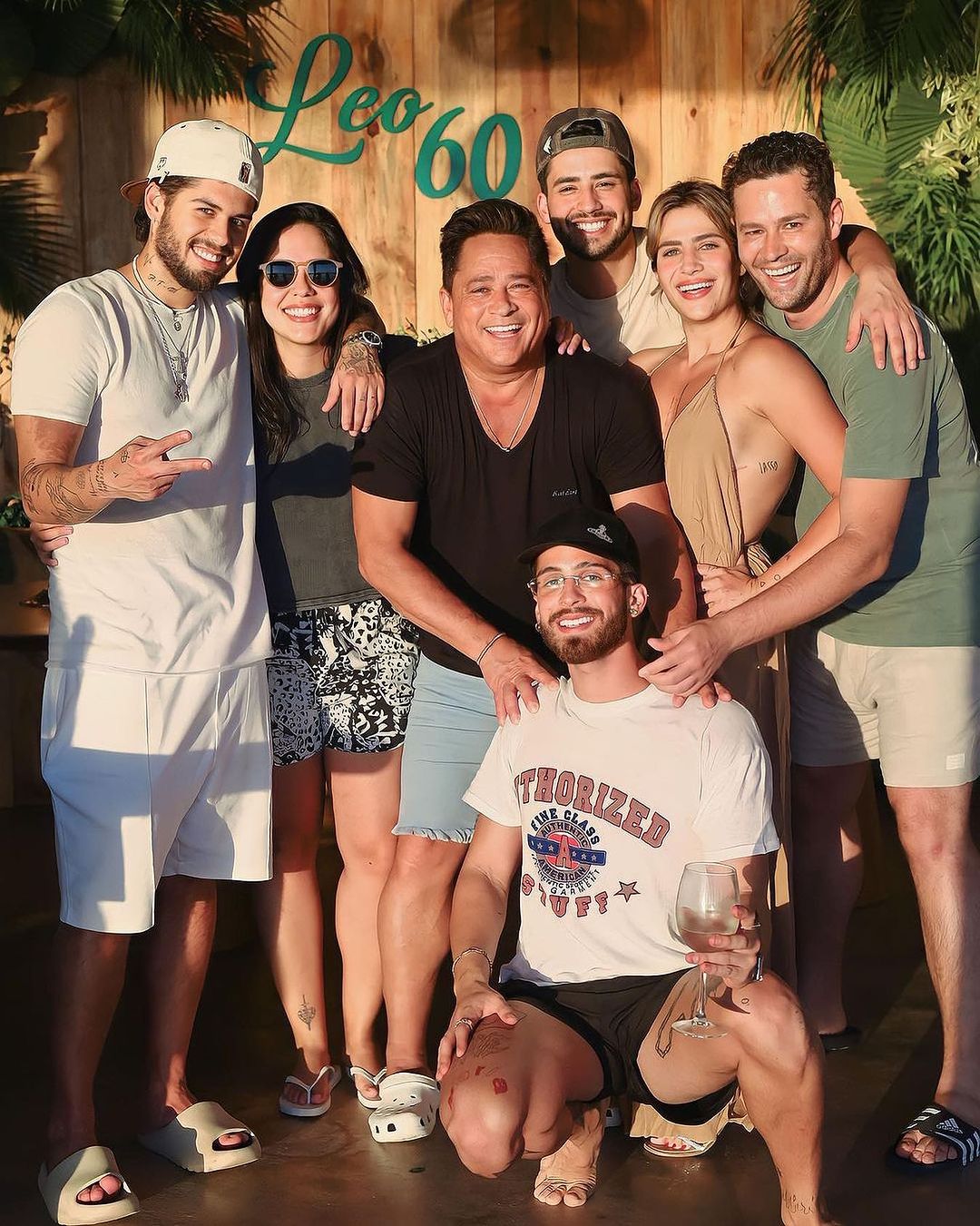 Leonardo com os cinco filhos - Foto: Reprodução / Instagram @leonardo