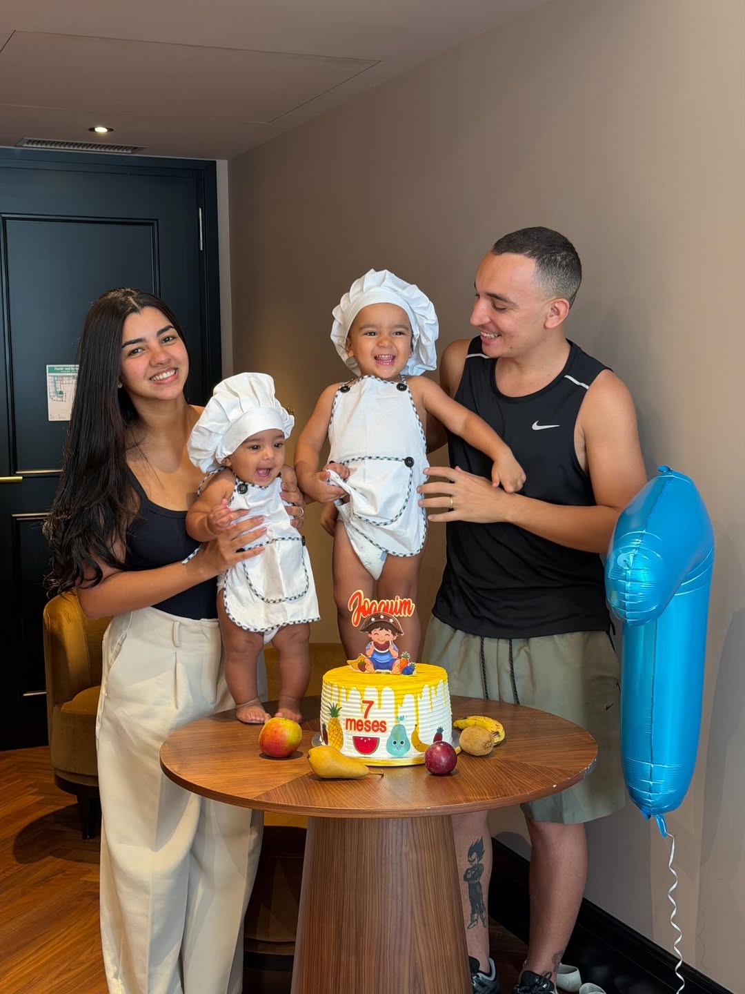 Ary Mirelle e João Gomes com os filhos, Jorge e Joaquim - Foto: Reprodução / Instagram @arymirelle 
