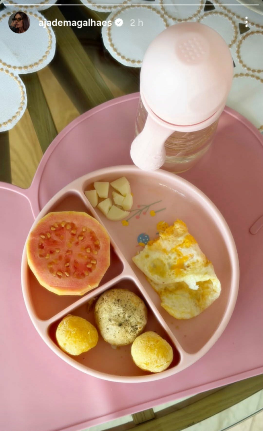 Jade Magalhães fala sobre alimentação da filha