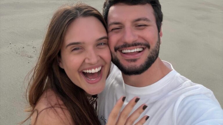 Aos 33 anos, Juliana Paiva anuncia noivado com empresário: ‘Minha certeza’